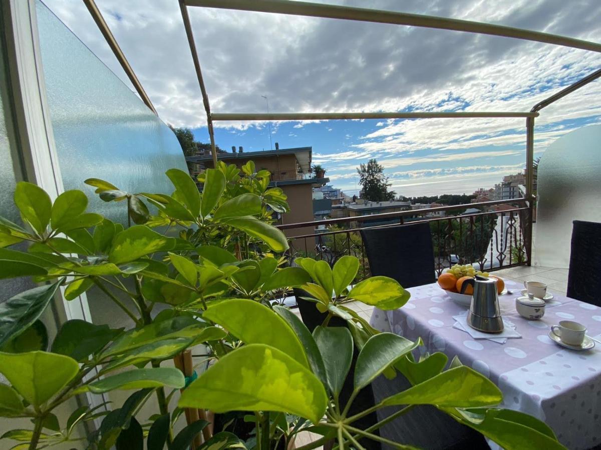 Appartamento Vista Mare Stella Marina San Remo Buitenkant foto